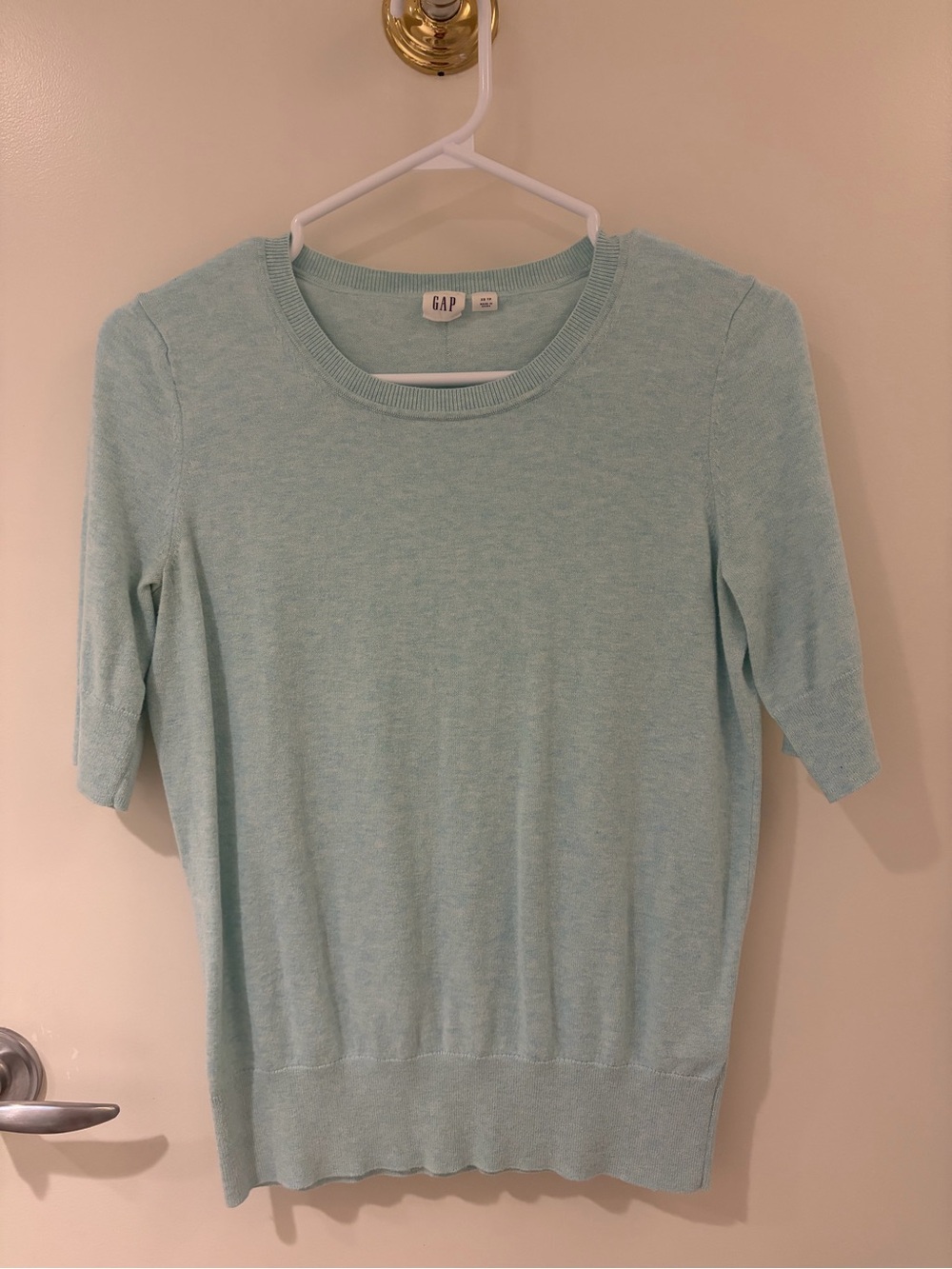 GAP Women's Light Aqua Crewneck Short-Sleeve Sweater